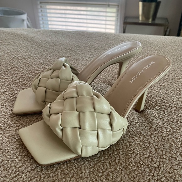 Marc Fisher Brizo Sandal Heel - Picture 3 of 7